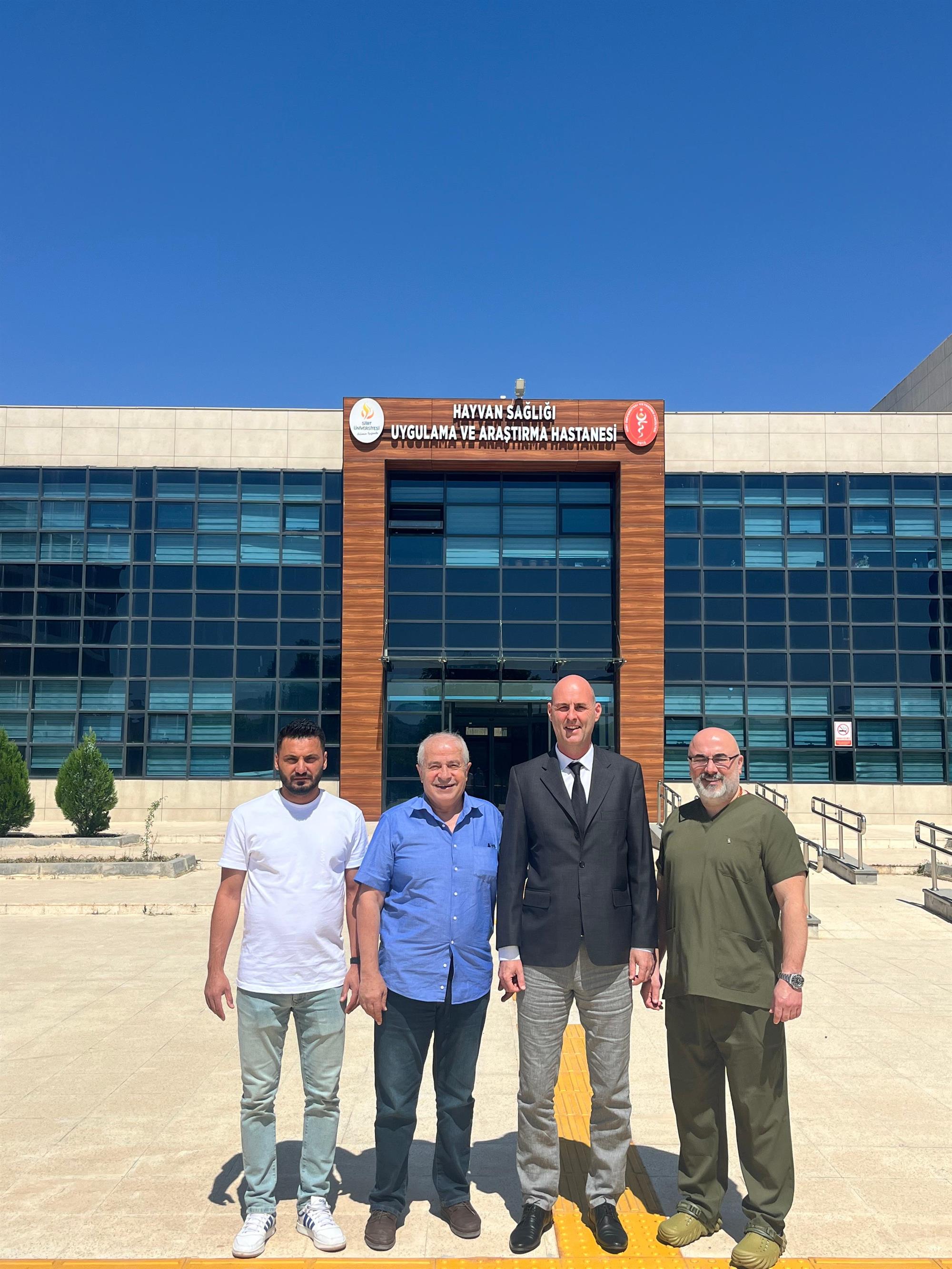 BULGARİSTAN DAN HASTANEMİZE ZİYARET